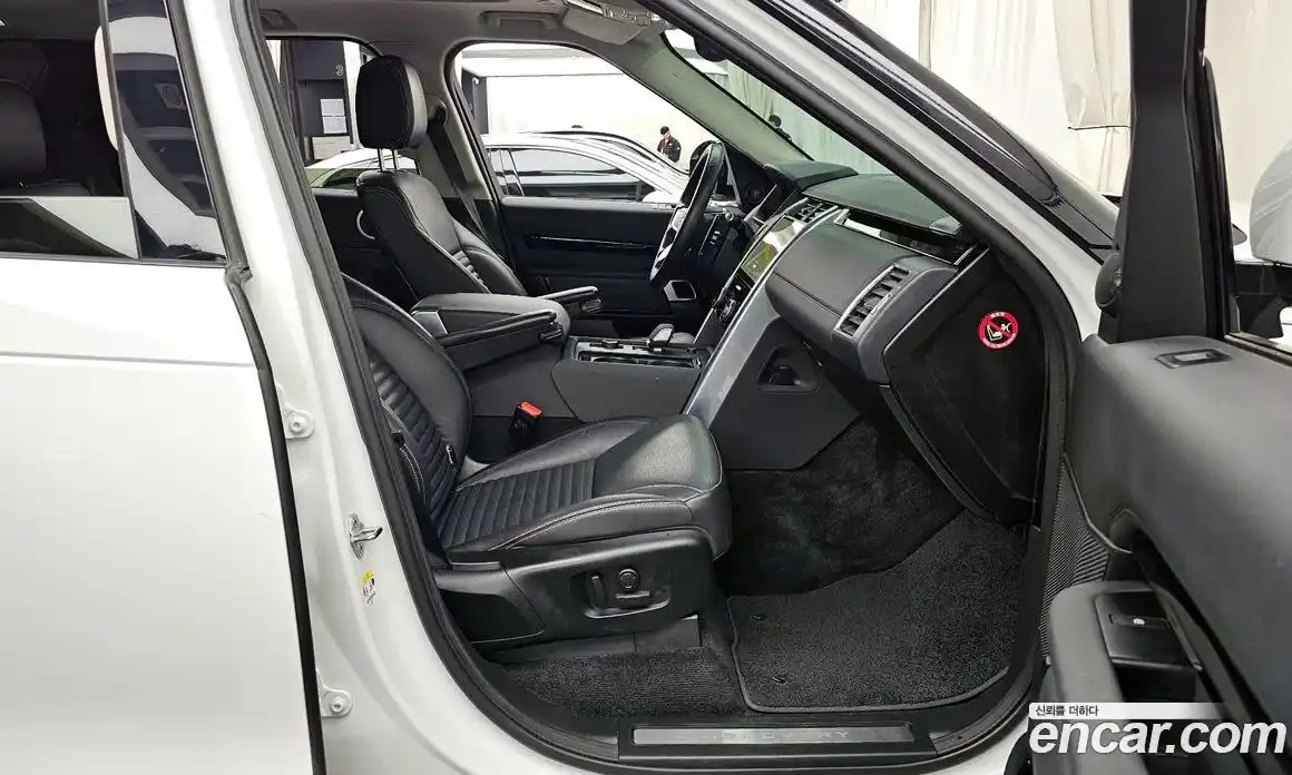 Land Rover Discovery 2022 3.0 Автомат в Москве № 498809, фото 11