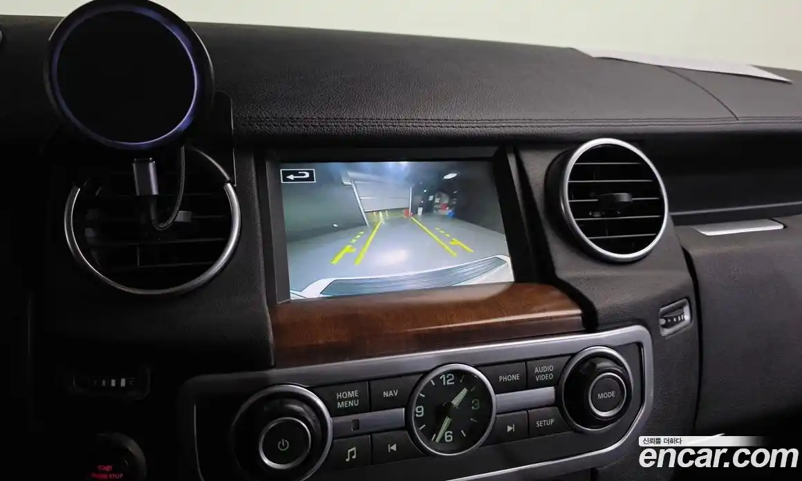 Land Rover Discovery 2016 3.0 Автомат в Москве № 498943, фото 15