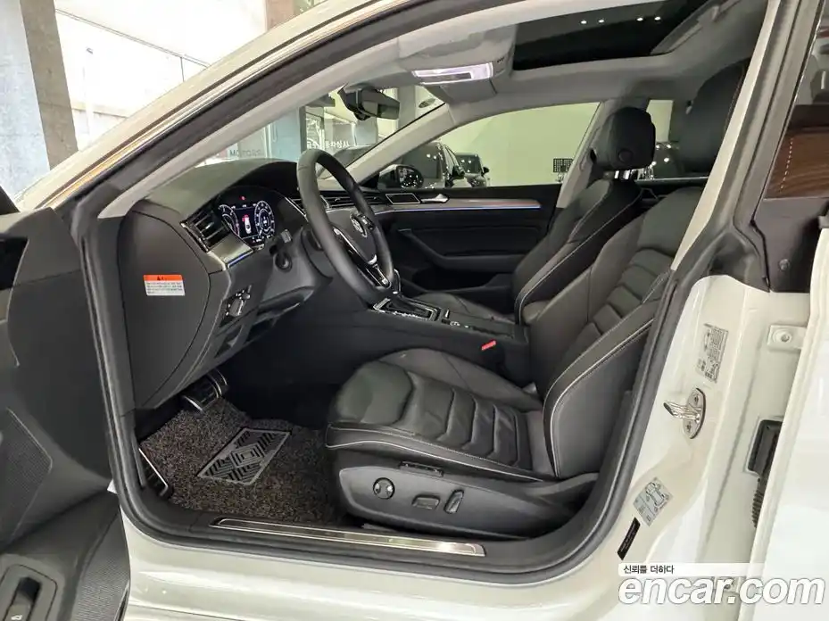 Volkswagen Arteon 2019 2.0 Автомат в Москве № 499813, фото 11