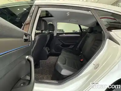 Volkswagen Arteon 2019 2.0 Автомат в Москве № 499813, миниатюра 12