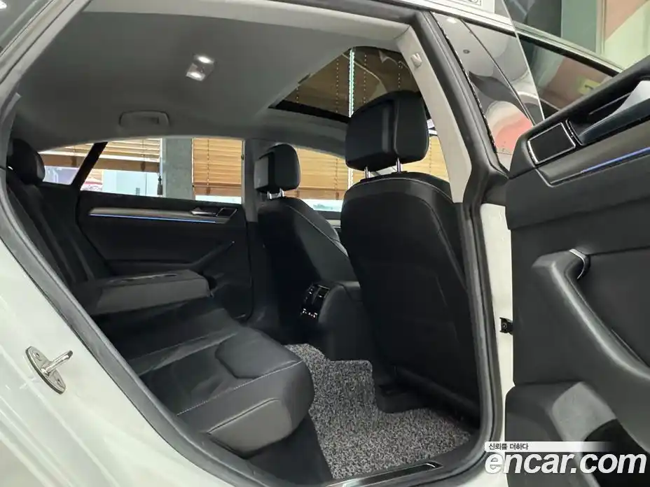 Volkswagen Arteon 2019 2.0 Автомат в Москве № 499813, фото 16