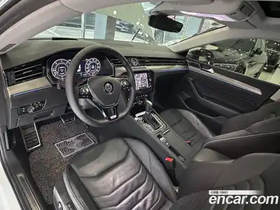 Volkswagen Arteon 2019 2.0 Автомат в Москве № 499813, миниатюра 10