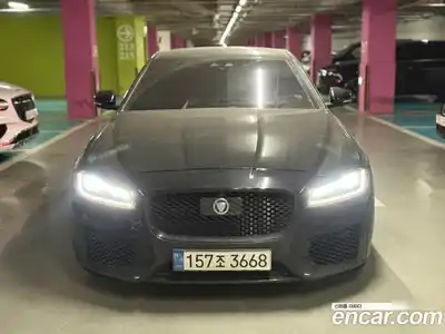 Jaguar XF, 2020
