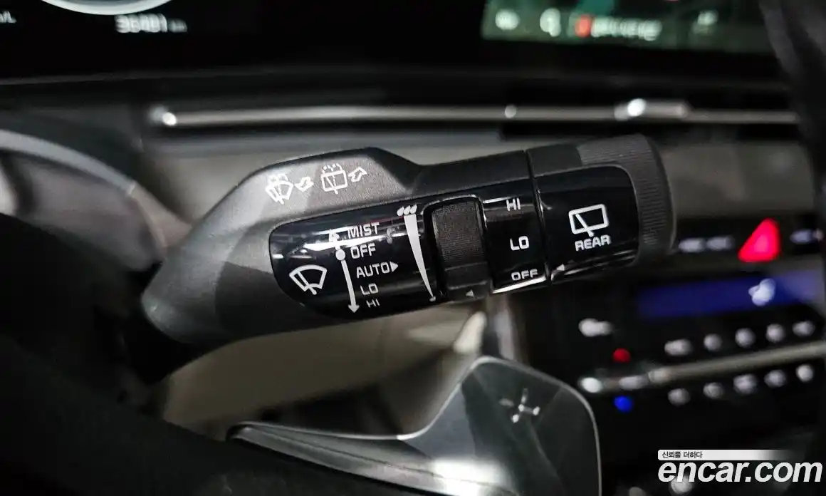 Kia Canival 2023 3.5 Автомат в Москве № 50265, фото 12