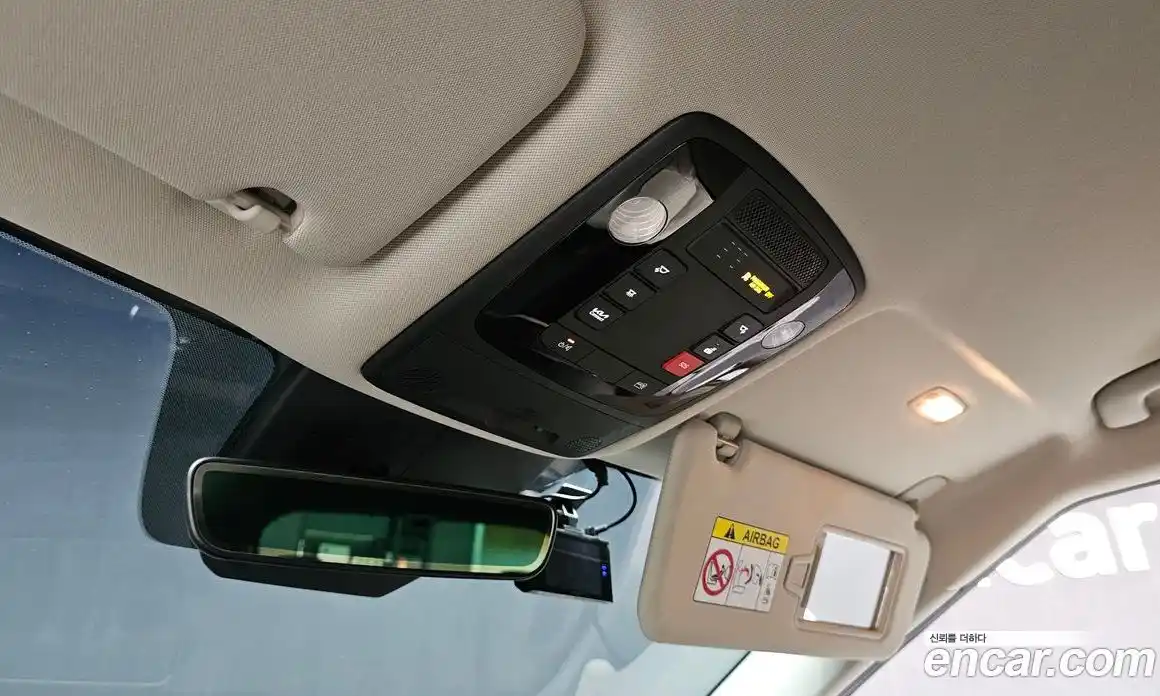 Kia Canival 2023 3.5 Автомат в Москве № 50265, фото 16