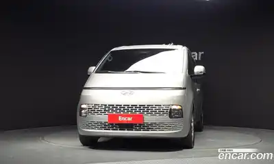 Hyundai Staria 2024 2.2 Автомат в Москве № 517451, миниатюра 3