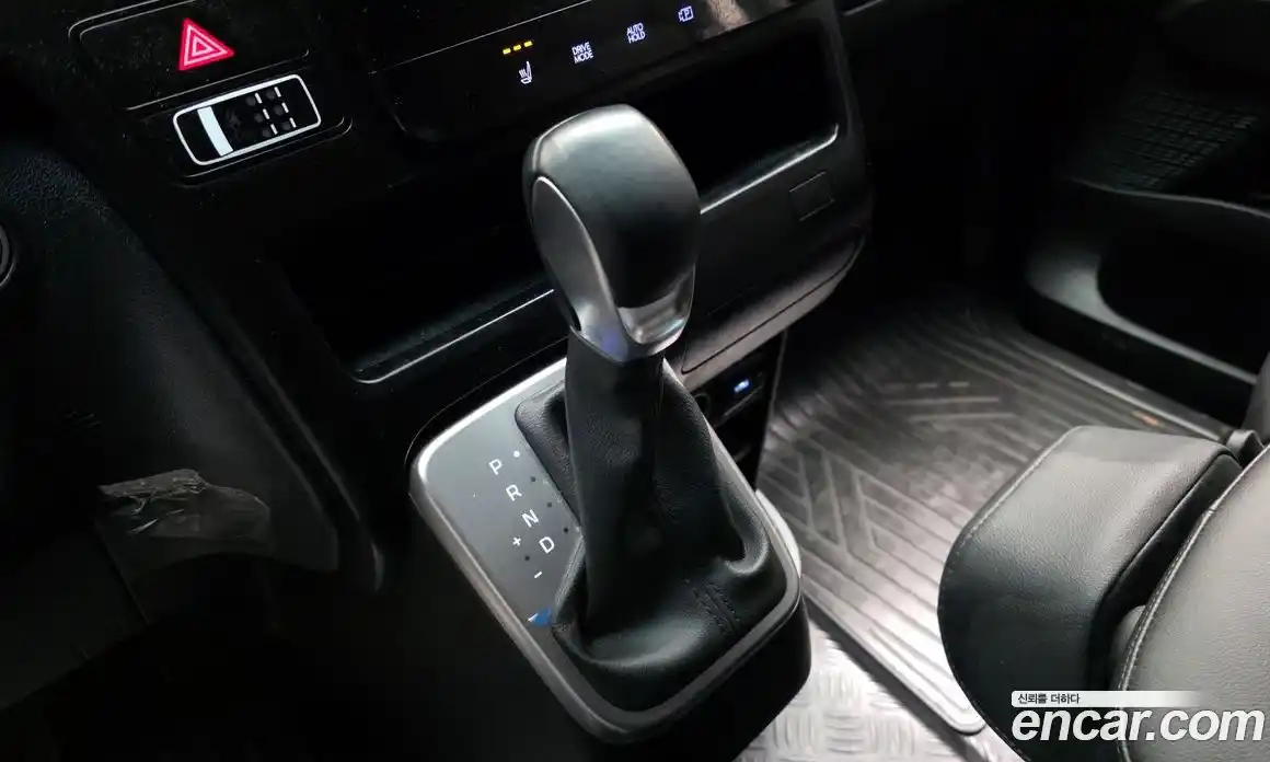 Hyundai Staria 2024 2.2 Автомат в Москве № 517451, фото 9