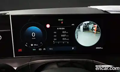 Hyundai Santa Fe 2025 2.5 Автомат в Москве № 517635, миниатюра 8