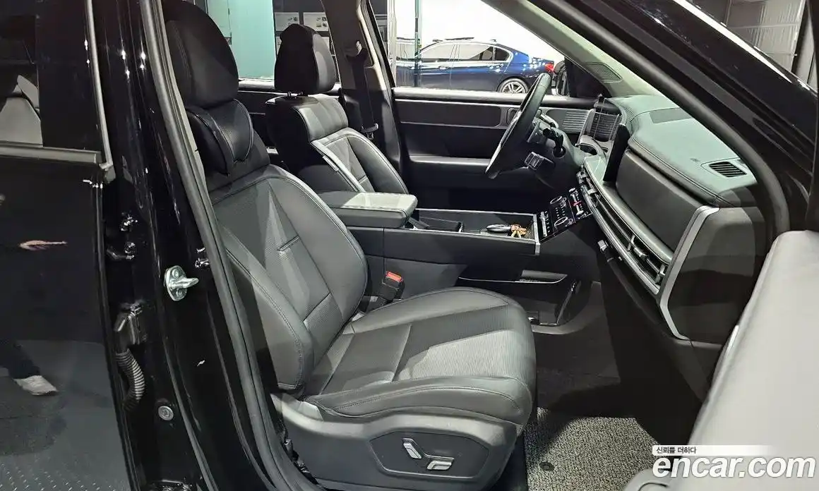 Hyundai Santa Fe 2025 2.5 Автомат в Москве № 517635, фото 10