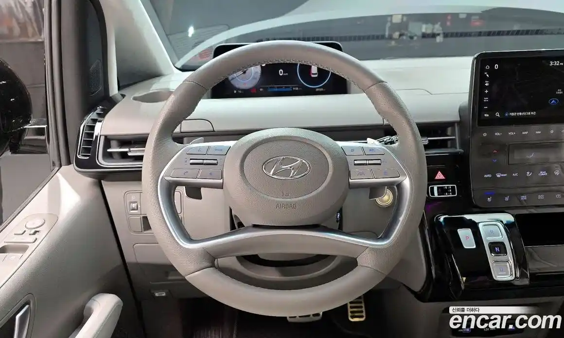 Hyundai Staria 2022 2.2 Автомат в Москве № 517641, фото 13