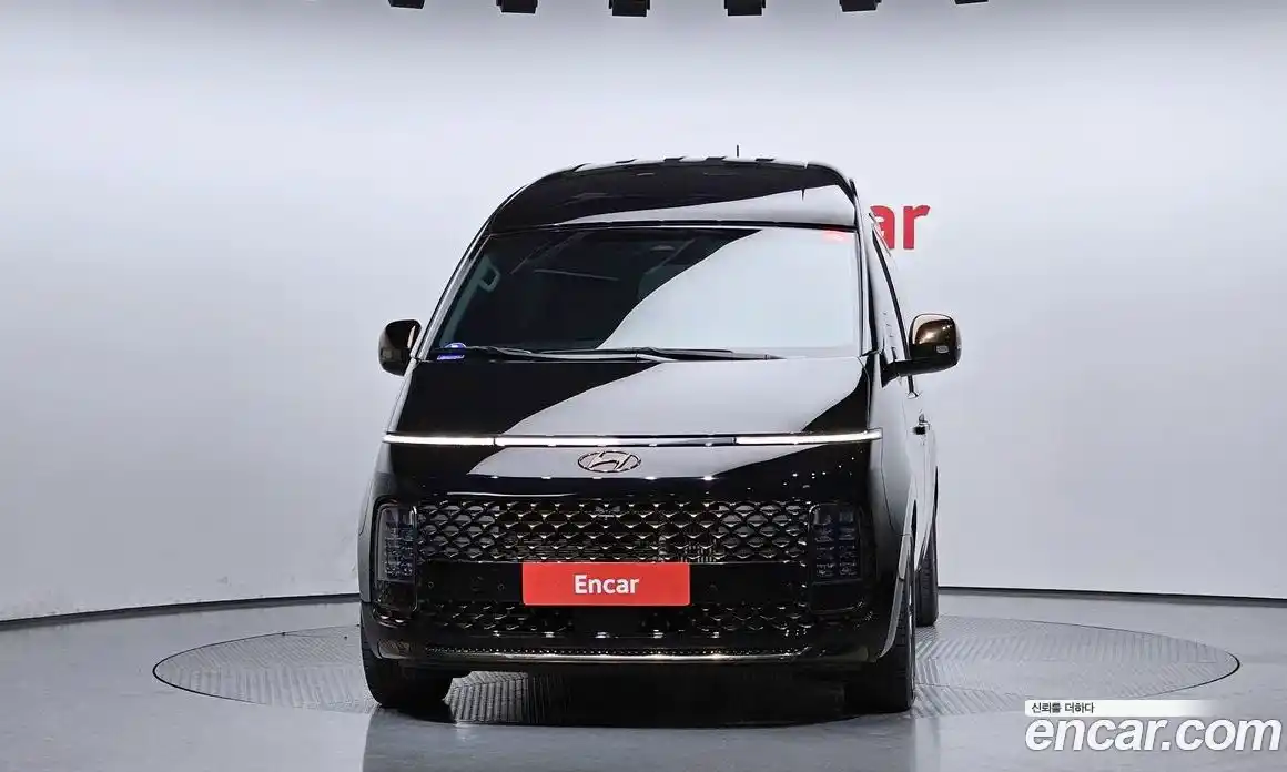 Hyundai Staria 2022 2.2 Автомат в Москве № 517641, фото 3