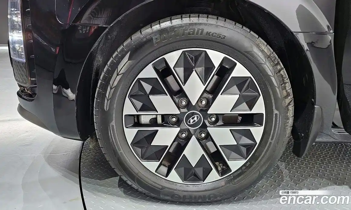 Hyundai Staria 2022 2.2 Автомат в Москве № 517641, фото 5