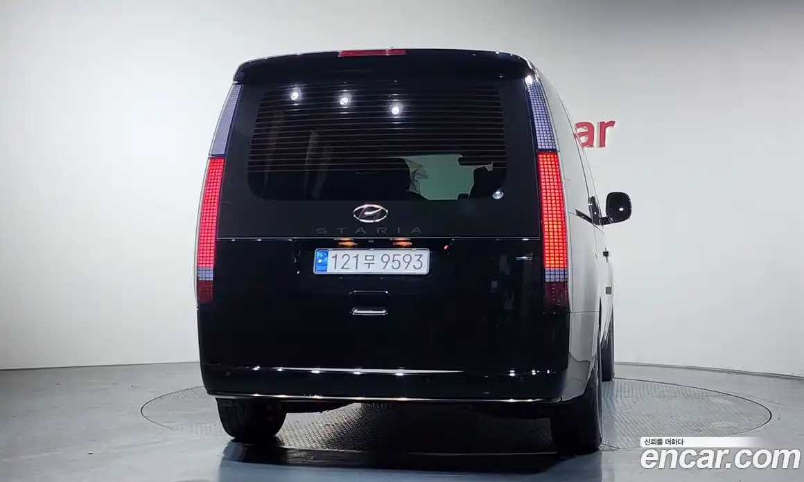 Hyundai Staria 2023 2.2 Автомат в Москве № 518880, фото 4