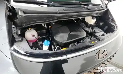 Hyundai Staria 2023 2.2 Автомат в Москве № 518880, миниатюра 6