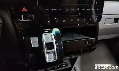 Hyundai Staria 2023 2.2 Автомат в Москве № 518880, миниатюра 9