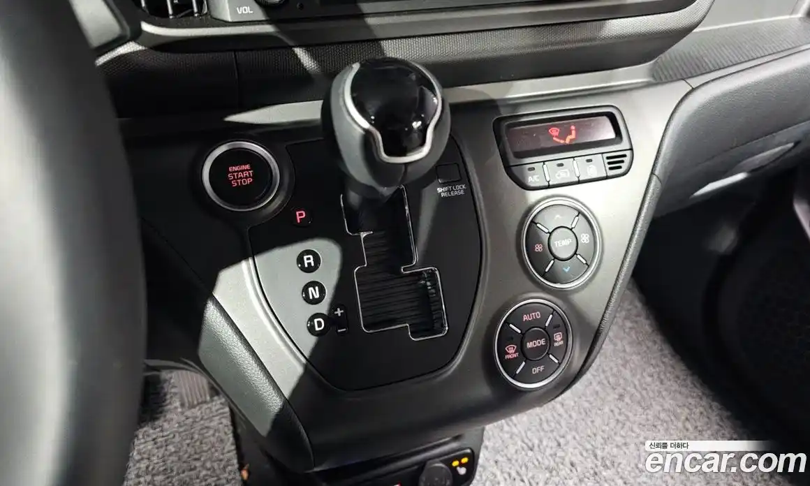 Kia Ray 2025 1.0 Автомат в Москве № 519388, фото 9