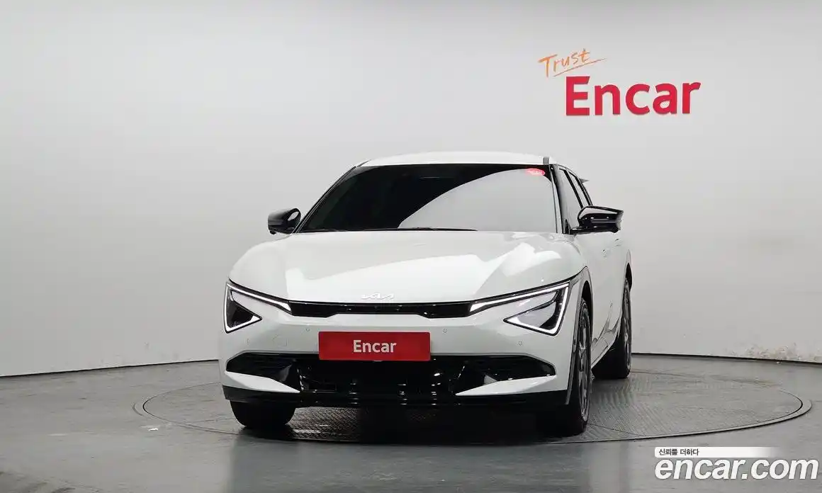 Kia EV6 2025 0.1 Автомат в Москве № 519679, фото 3