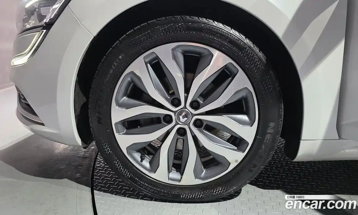 Renault SM6 2016 2.0 Автомат в Москве № 521641, фото 5