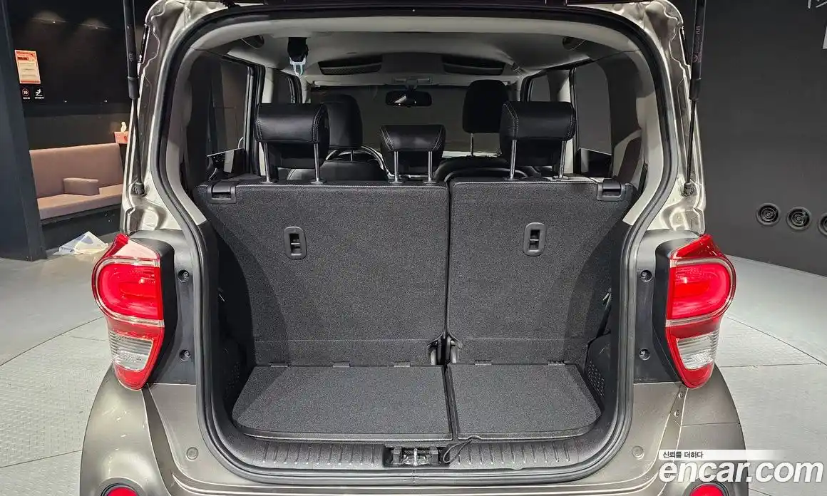 Kia Ray 2019 1.0 Автомат в Москве № 522243, фото 20