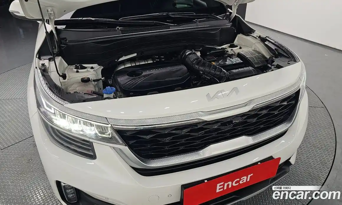 Kia Seltos 2023 1.6 Автомат в Москве № 522499, фото 6