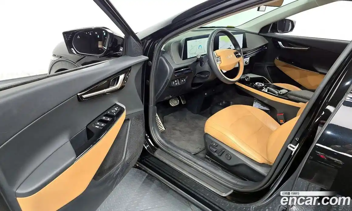 Kia EV6 2023 0.1 Автомат в Москве № 522877, фото 11