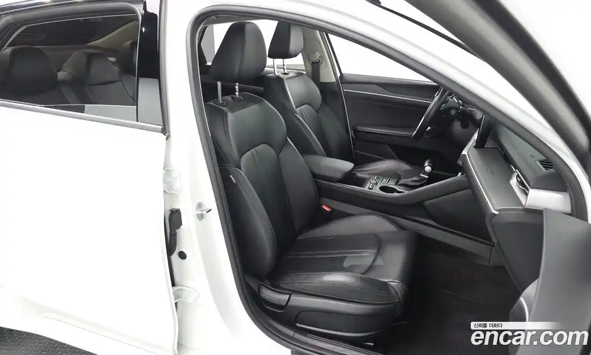 Kia K5 2022 2.0 Автомат в Москве № 523009, фото 12