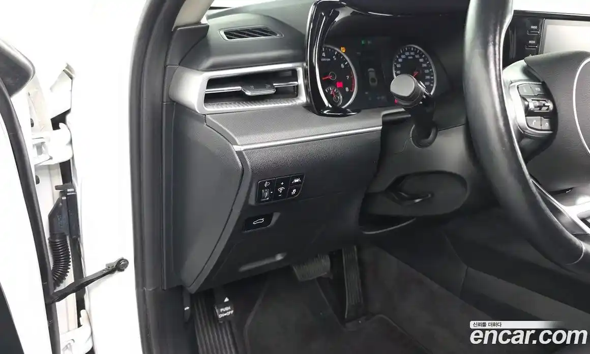 Kia K5 2022 2.0 Автомат в Москве № 523009, фото 13