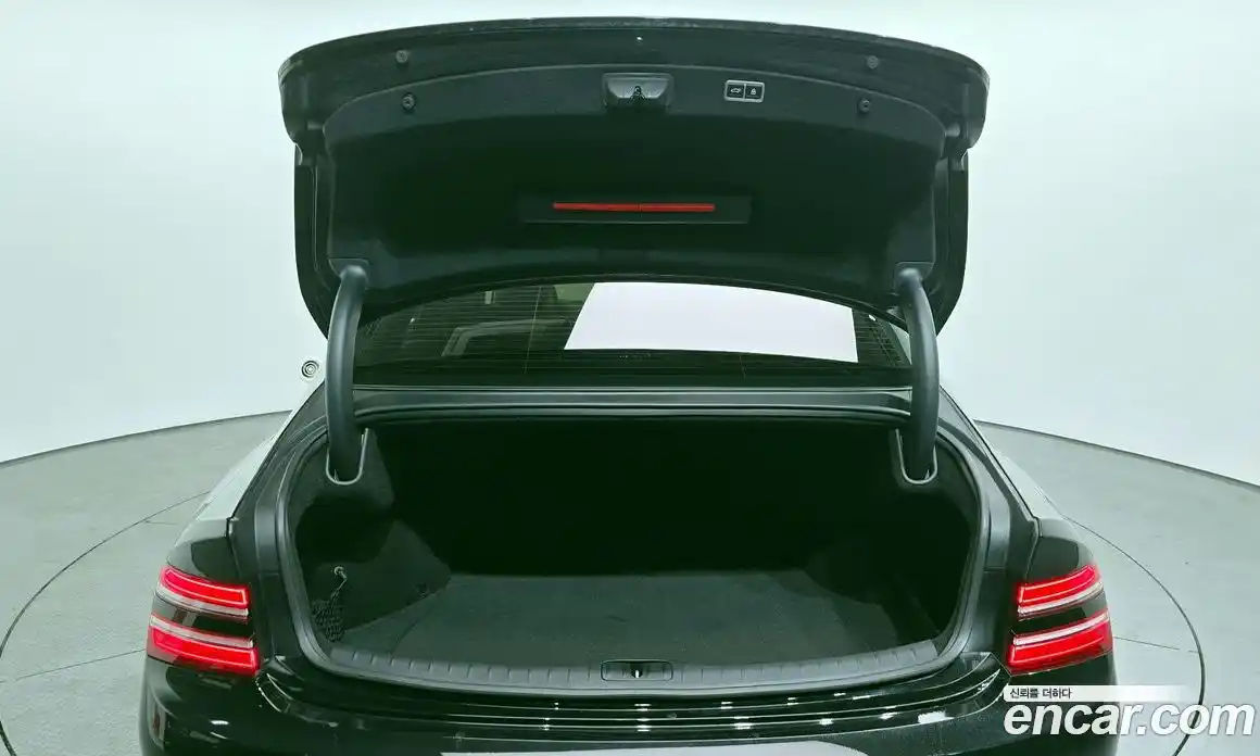 Genesis G80 2023 2.5 Автомат в Москве № 523532, фото 20