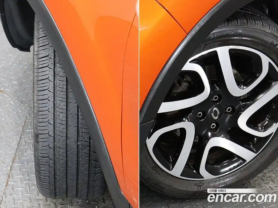 Renault QM3 2015 1.5 Автомат в Москве № 524619, фото 20