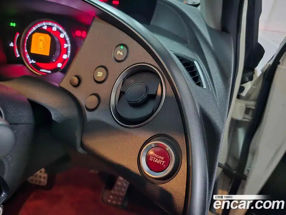 Honda Civic 2010 2.0 Механическая в Москве № 525751, фото 13