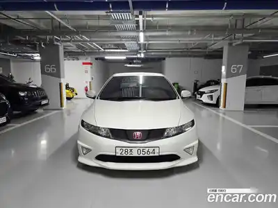 Honda Civic 2010 2.0 Механическая в Москве № 525751, миниатюра 3