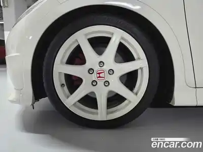 Honda Civic 2010 2.0 Механическая в Москве № 525751, миниатюра 5