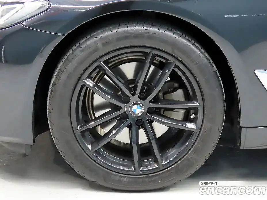 BMW 5-Series 2023 2.0 Автомат в Москве № 525902, фото 20