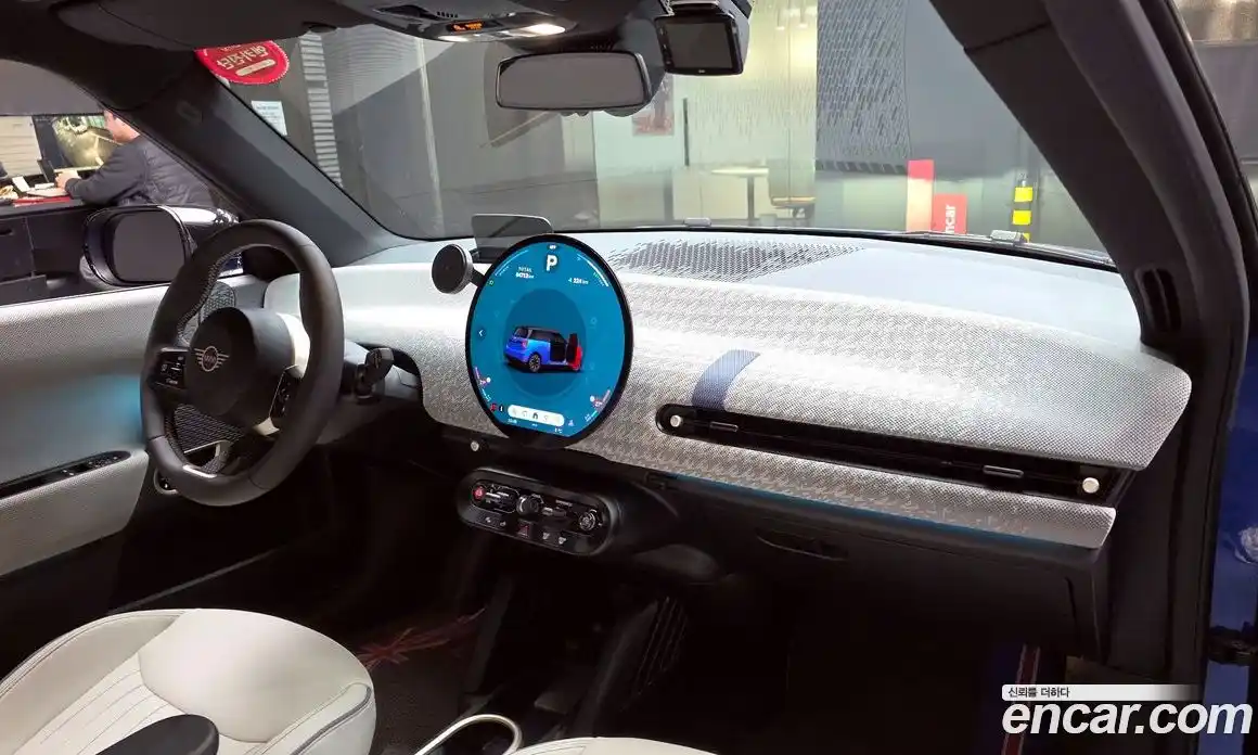 Mini Cooper 2024 0.1 Автомат в Москве № 526227, фото 7