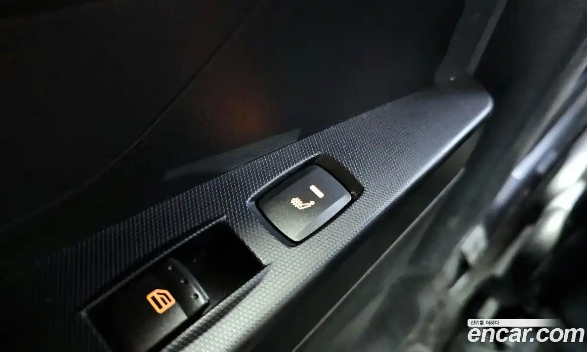 SsangYong Korando 2013 2.0 Автомат в Москве № 526805, фото 18