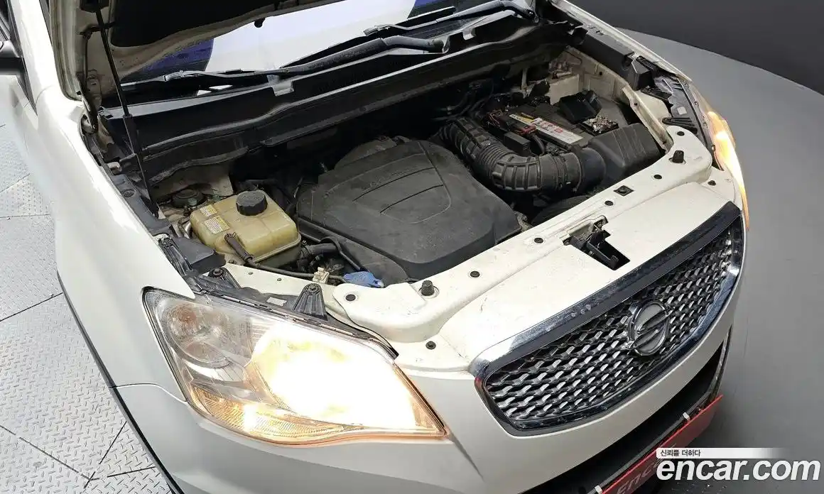 SsangYong Korando 2013 2.0 Автомат в Москве № 526805, фото 6