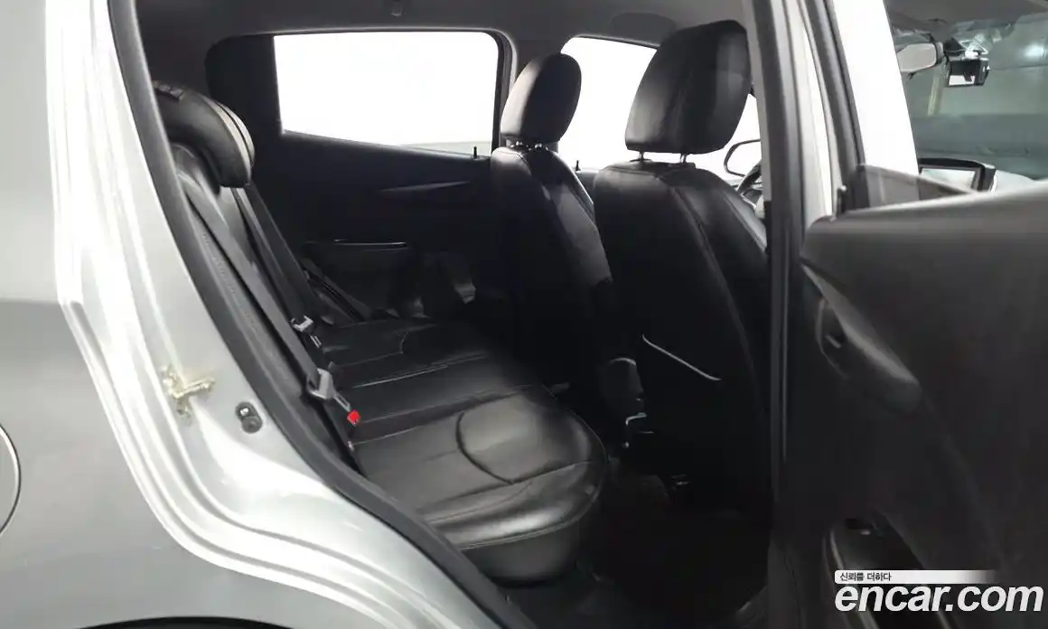 Chevrolet Spark 2016 1.0 Автомат в Москве № 528561, фото 12