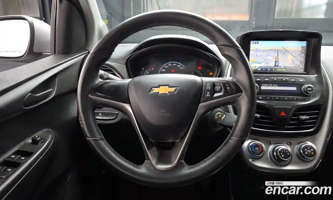 Chevrolet Spark 2016 1.0 Автомат в Москве № 528561, фото 13