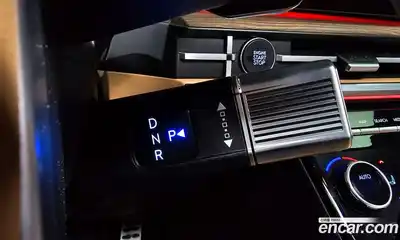 Hyundai Santa Fe 2024 2.5 Автомат в Москве № 529557, миниатюра 9