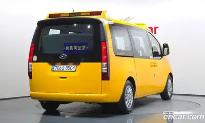 Hyundai Staria 2023 3.5 Автомат в Москве № 529742, миниатюра 2