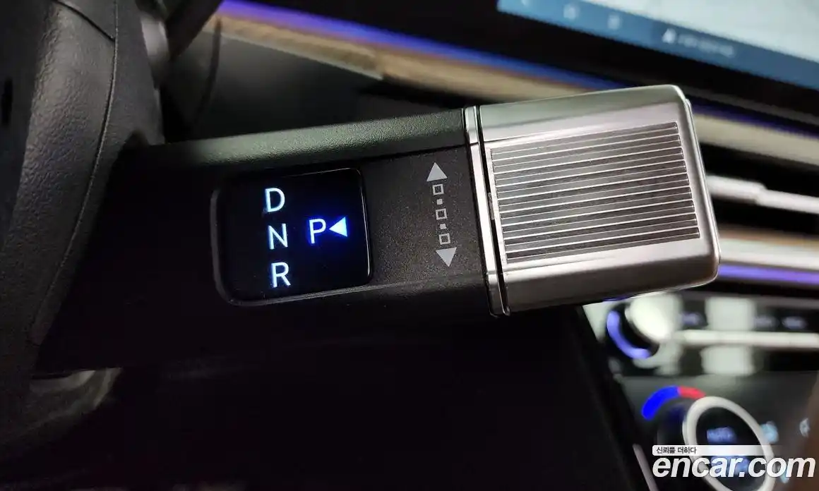 Hyundai Santa Fe 2025 2.5 Автомат в Москве № 529833, фото 9