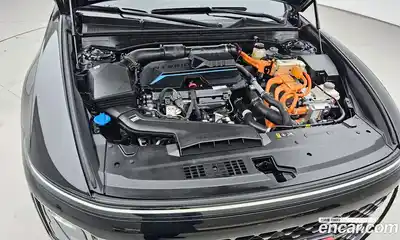 Hyundai Grandeur 2024 1.6 Автомат в Москве № 529886, миниатюра 6