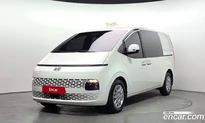 Hyundai Staria, 2022