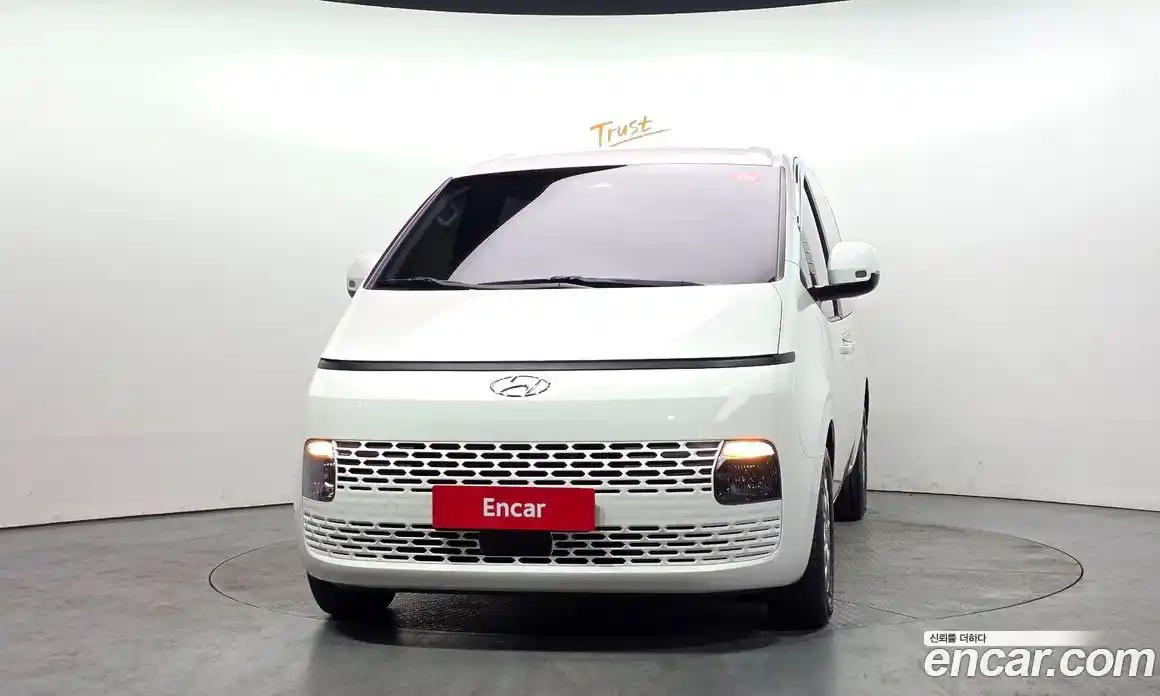 Hyundai Staria 2022 2.2 Автомат в Москве № 529955, фото 3