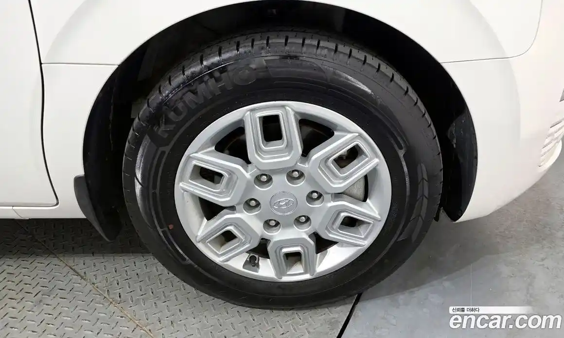 Hyundai Staria 2022 2.2 Автомат в Москве № 529955, фото 5