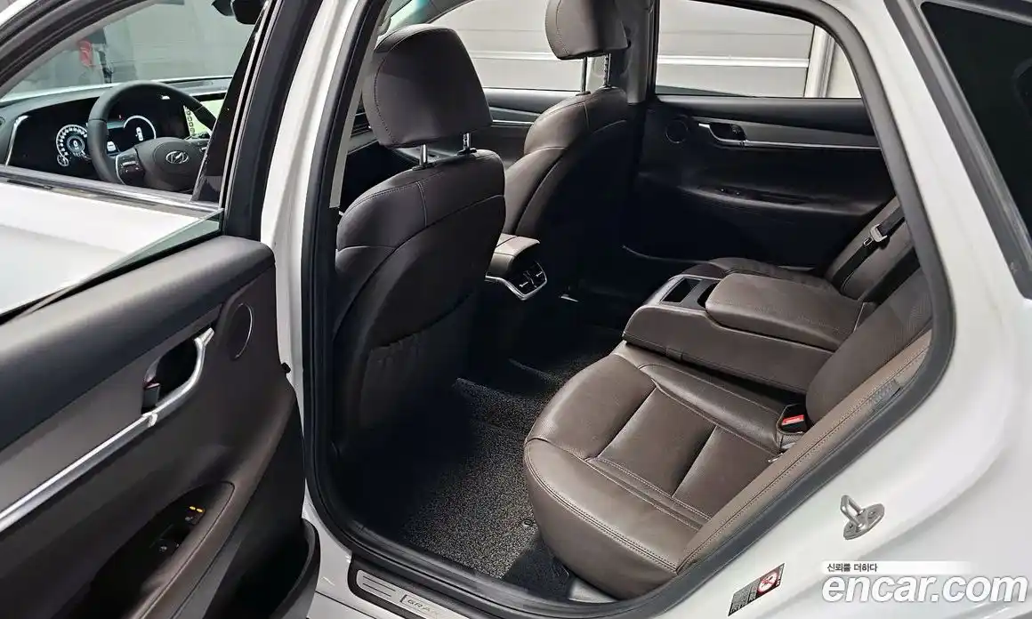 Hyundai Grandeur 2023 3.0 Автомат в Москве № 530911, фото 11