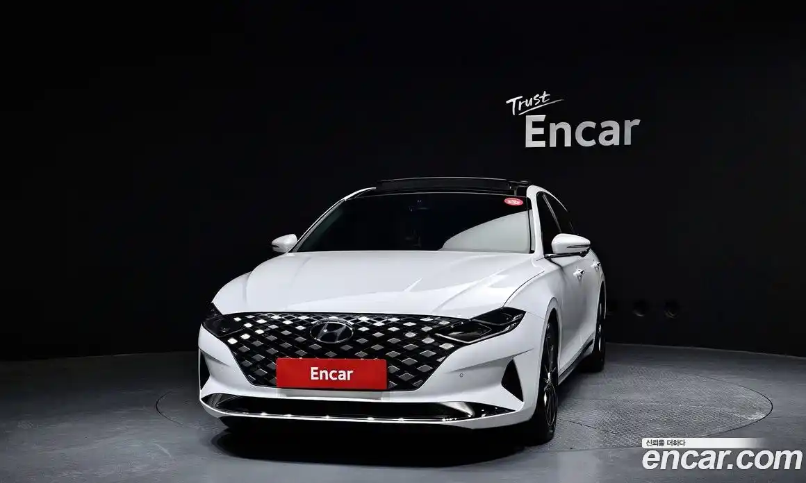 Hyundai Grandeur 2023 3.0 Автомат в Москве № 530911, фото 3