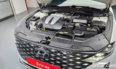 Hyundai Grandeur 2023 3.0 Автомат в Москве № 530911, миниатюра 6