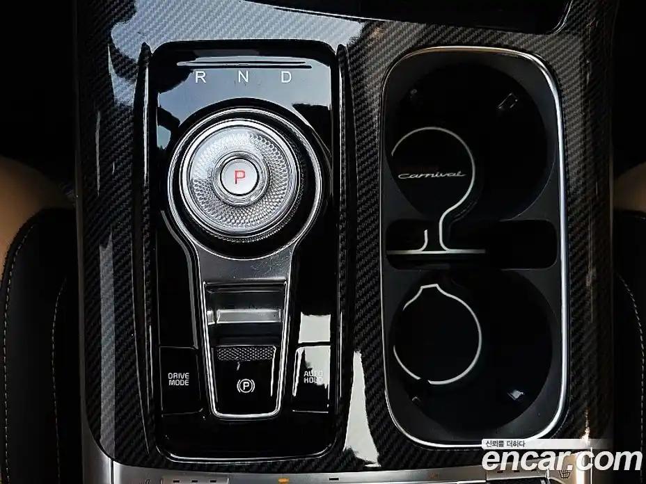 Kia Canival 2021 2.2 Автомат в Москве № 532114, фото 16