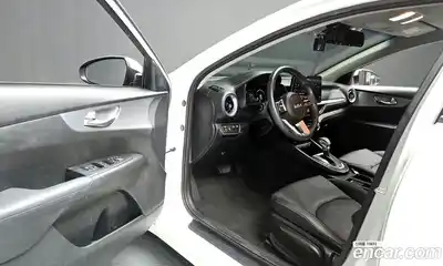 Kia K3 2022 1.6 Автомат в Москве № 532594, миниатюра 11